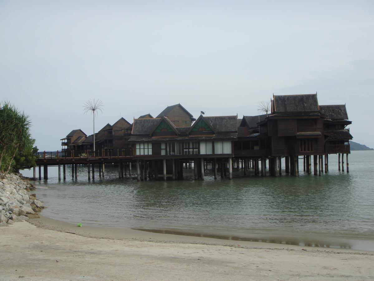 Langkawi Lagoon Resort Water Chalet Pantai Cenang  Exterior foto